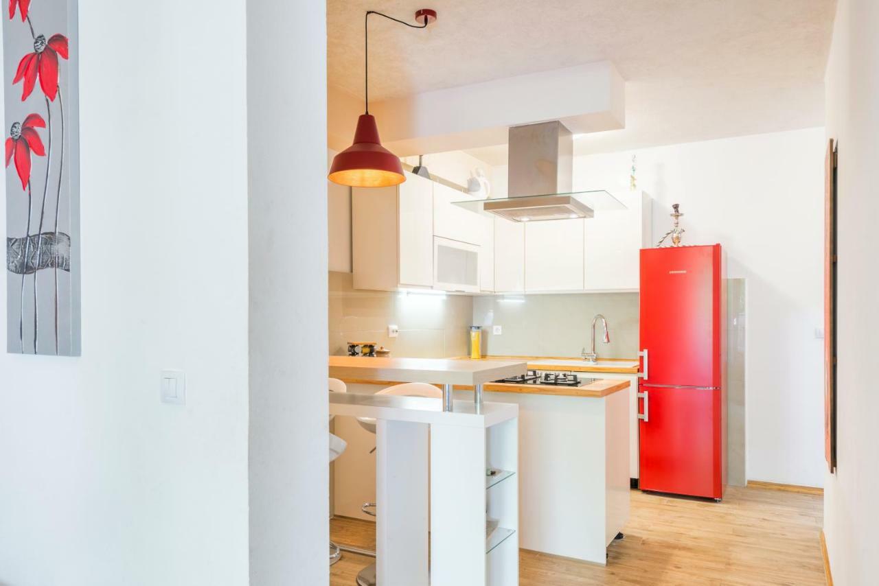 Alena Luxury Apartment With Jacuzzi Split Exteriör bild